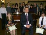 Adjudicator David Barnard with the Senior Entrants